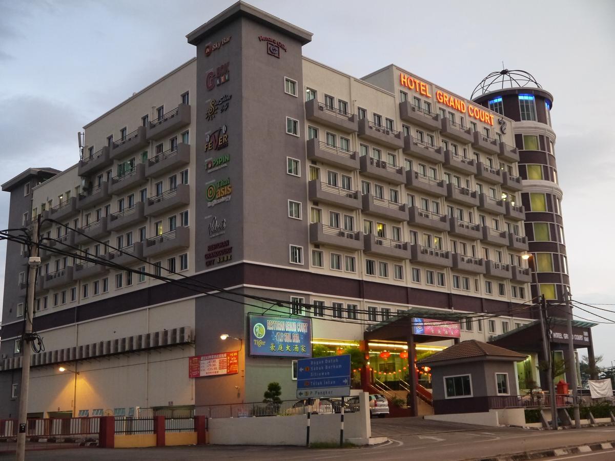 Grand Court Hotel Teluk Intan Exterior foto